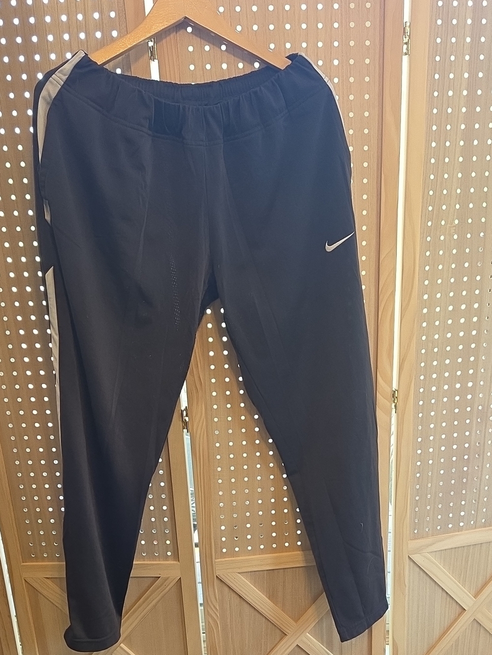 Nike Grey Athletic Sweat Pants with Subtle White Trim